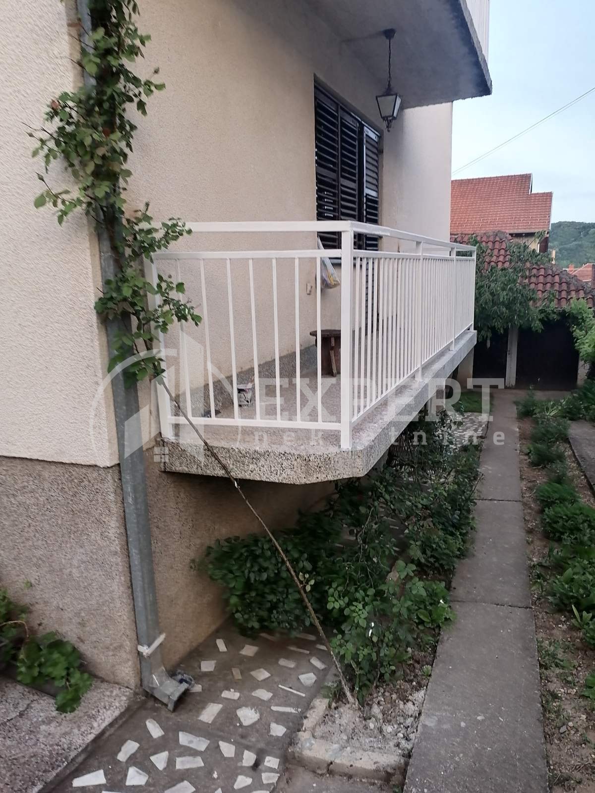 četvorosobna kuća, 333 m2, Svetog Save ID: p-013390 1