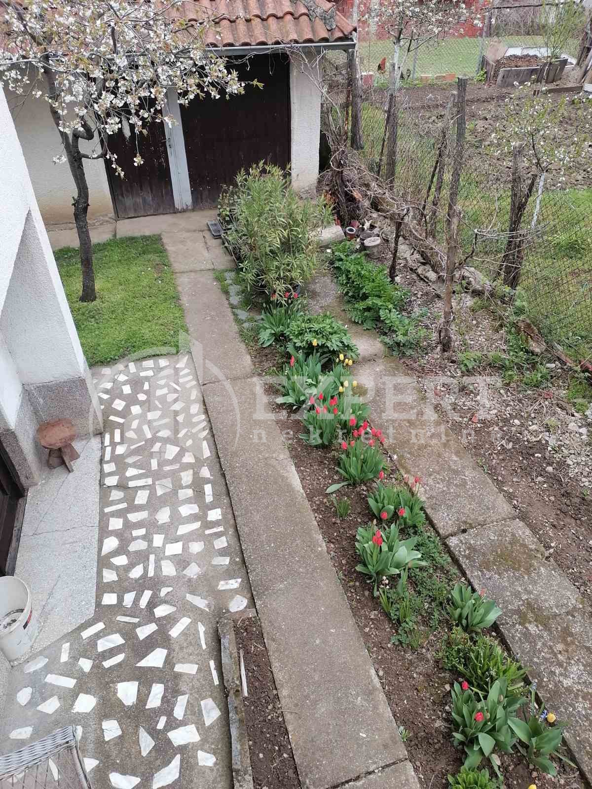 četvorosobna kuća, 333 m2, Svetog Save ID: p-013390 5