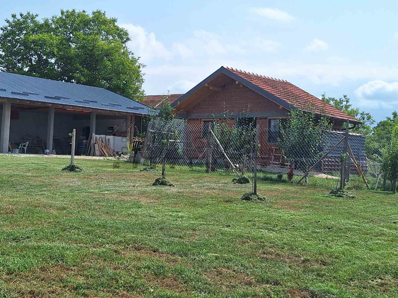 četvorosobna kuća, 360 m2, Mrčajevci, Mrčajevci ID: p-014482 8