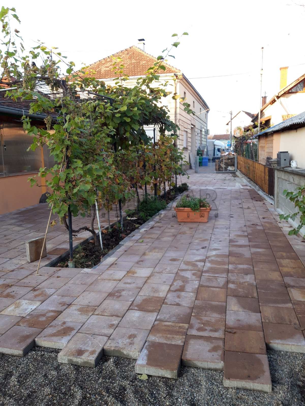 četvorosobna kuća, 360 m2, Mrčajevci, Mrčajevci ID: p-014482 9