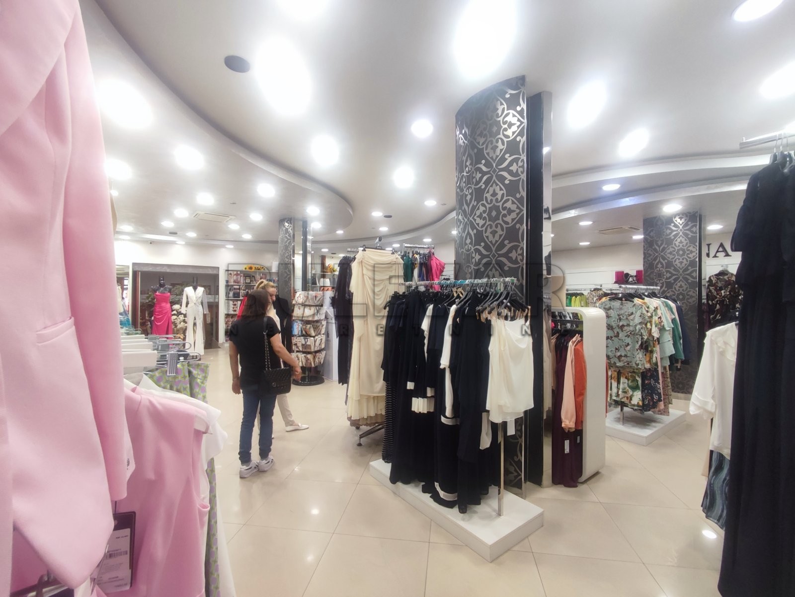 četvorosobna kuća, 450 m2, Centar, Južnomoravskih brigada ID: p-011712 17