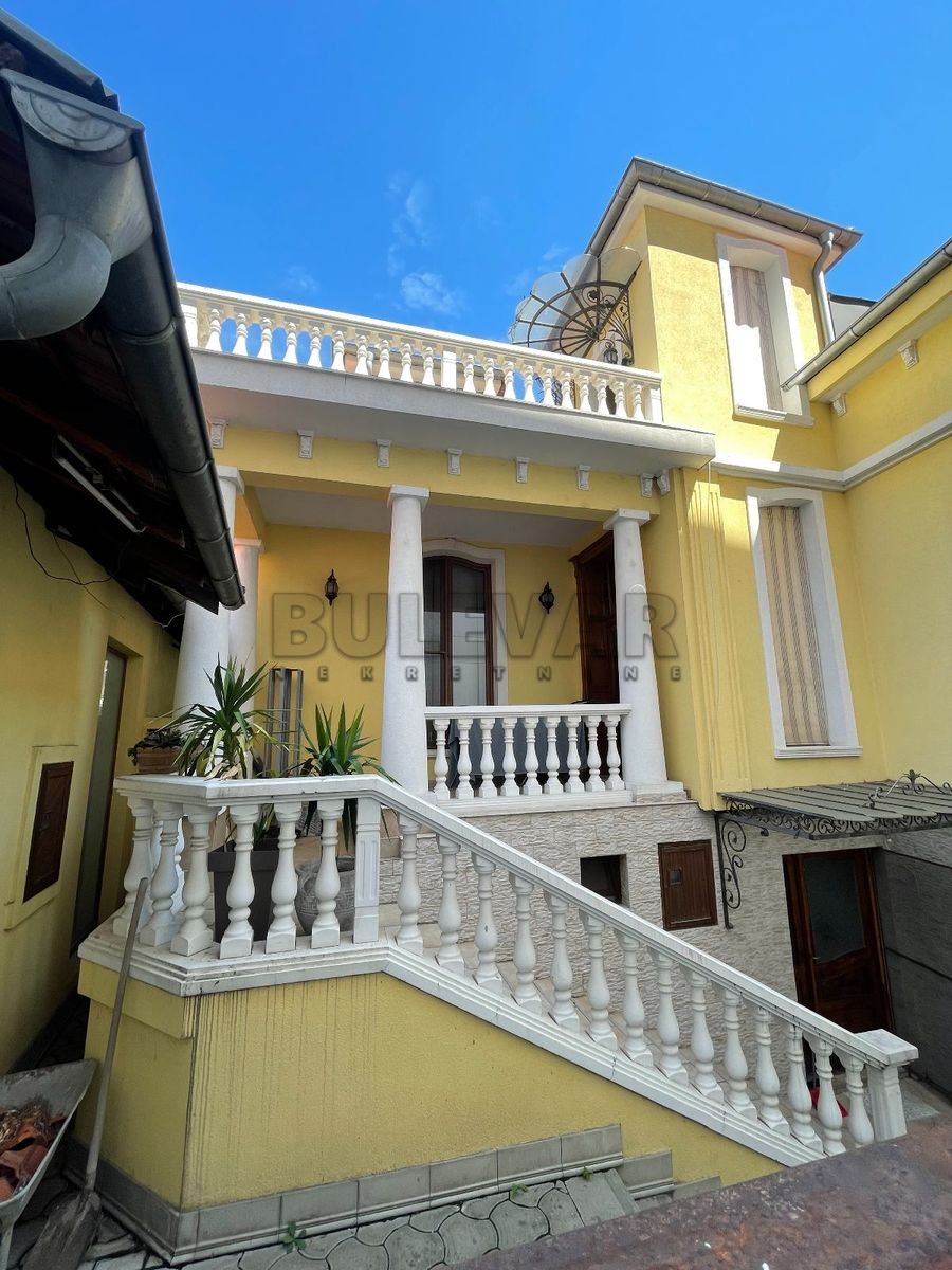 četvorosobna kuća, 450 m2, Centar, Južnomoravskih brigada ID: p-011712 3