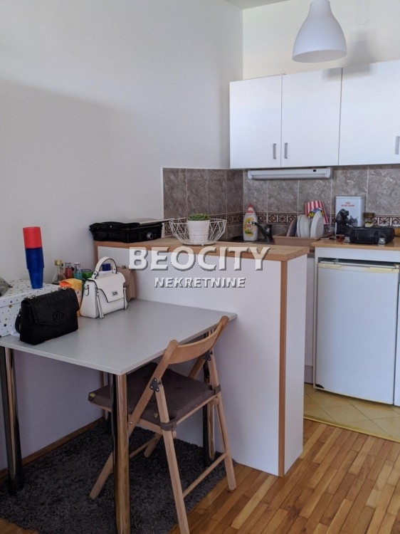 Dvosoban stan, 36 m2, Vidikovac, Sretena Mladenovića Mike ID: 113458 2