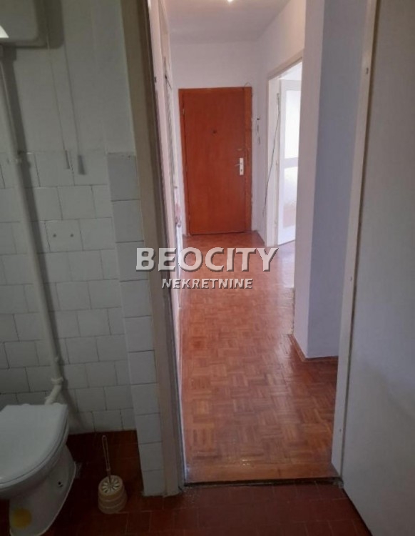 Dvosoban stan, 59 m2, Liman 3, Bulevar Cara Lazara ID: 104978 5