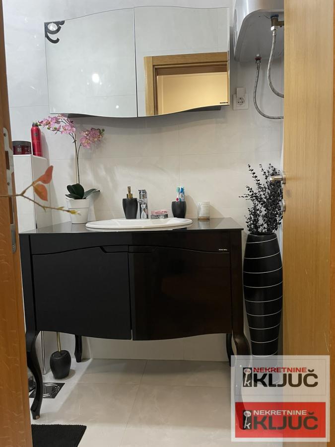 GRBAVICA, 124 m2, Četvorosoban-DUPLEX, Namešten 27