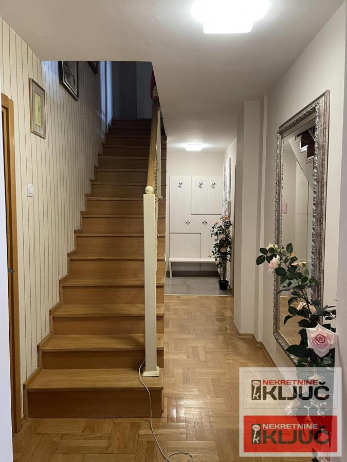 GRBAVICA, 124 m2, Četvorosoban-DUPLEX, Namešten 30