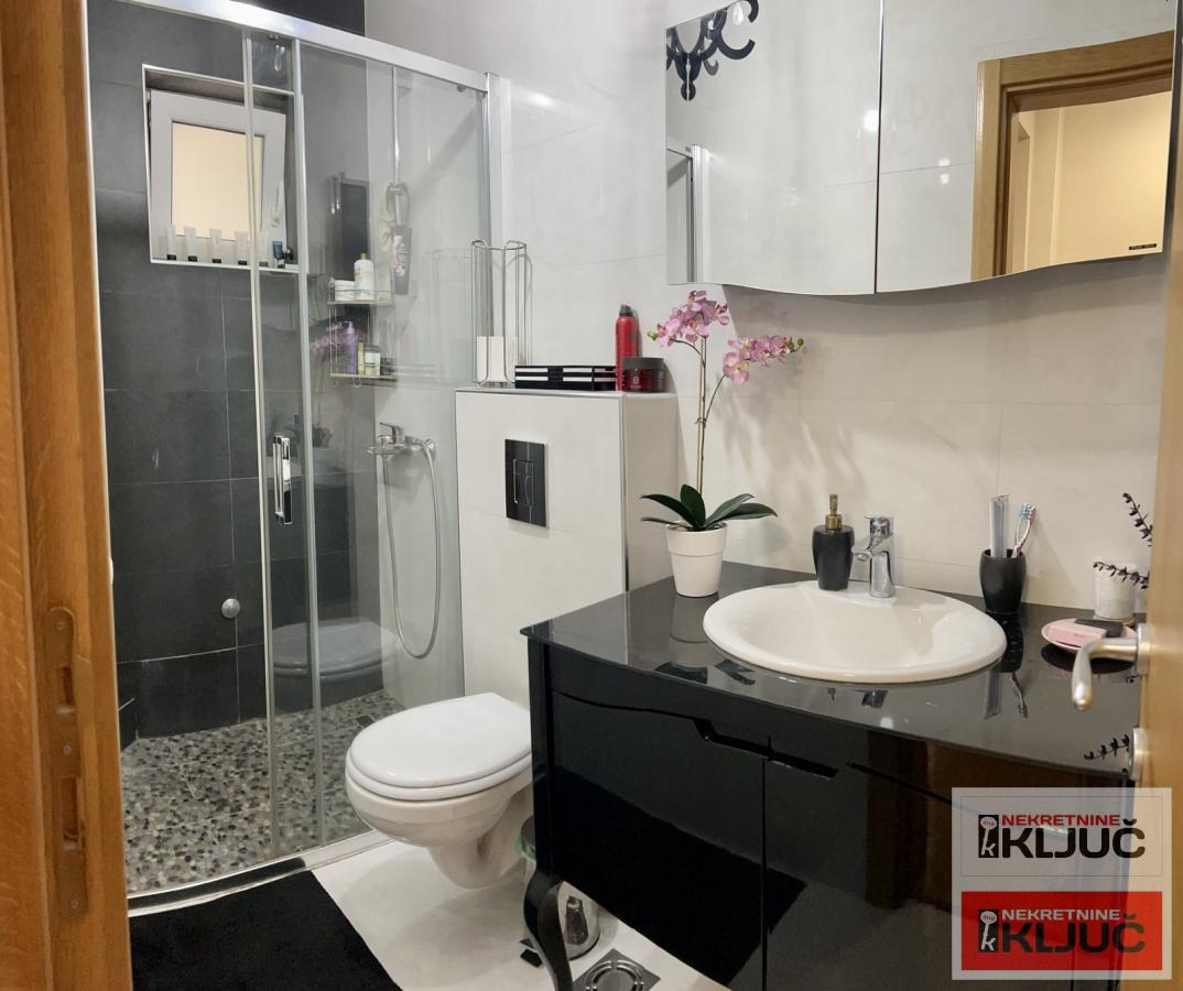 GRBAVICA, 124 m2, Četvorosoban-DUPLEX, Namešten 33