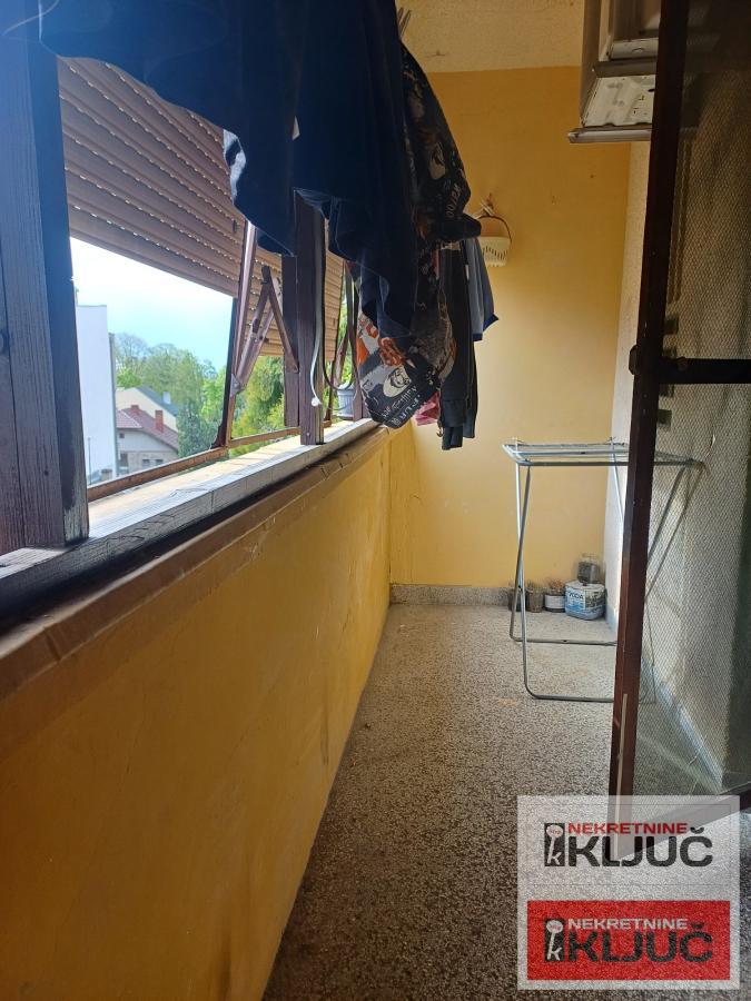 GRBAVICA,48 m2+terasa 5 m2,DVOSOBAN 11