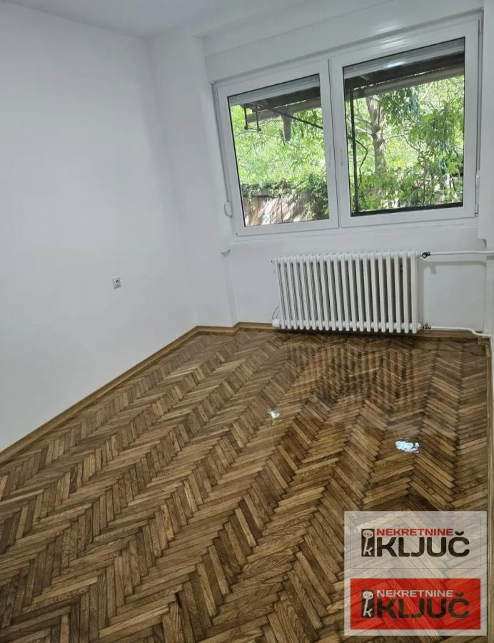 GRBAVICA, 52m2+terasa 6m2, Dvoiposoban, Renoviran, Visoko prizemlje 6