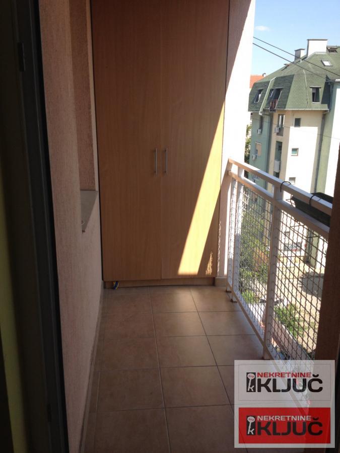 GRBAVICA, 81 m2, Trosoban-Duplex 12