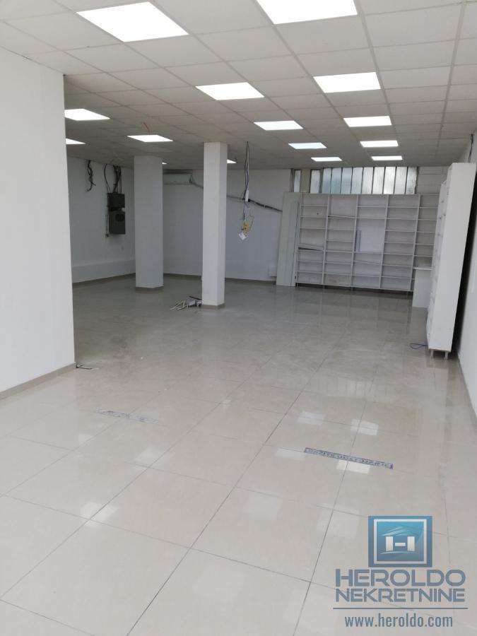 Izdaje se lokal preko puta Doma zdravlja u Ćupriji 3