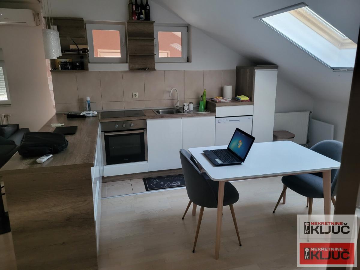 KLISA, 94m2, Petosoban, Novogradnja, Hitno 2