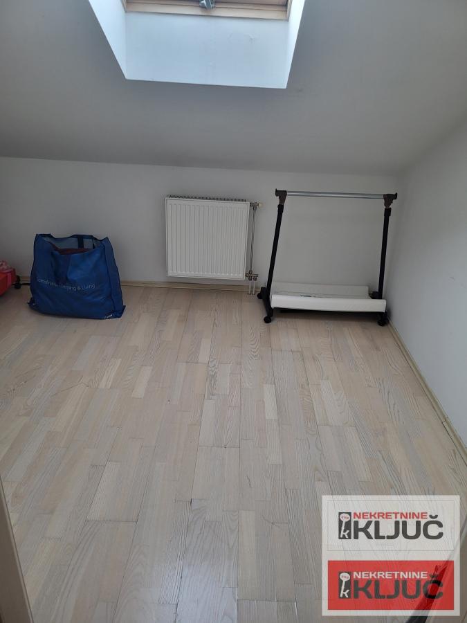 KLISA, 94m2, Petosoban, Novogradnja, Hitno 9