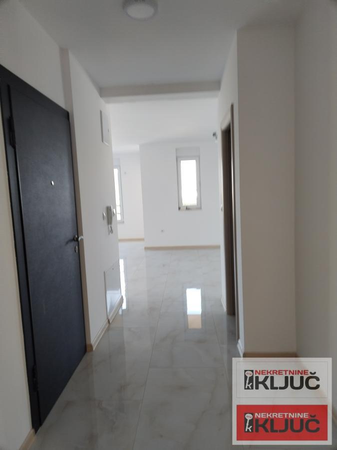 KOD LIPOV GAJA, 151m2, petosoban sa pdv, može Kredit 12