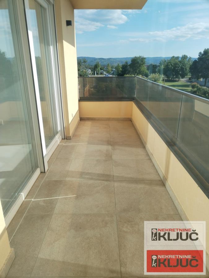 KOD LIPOV GAJA, 151m2, petosoban sa pdv, može Kredit 16