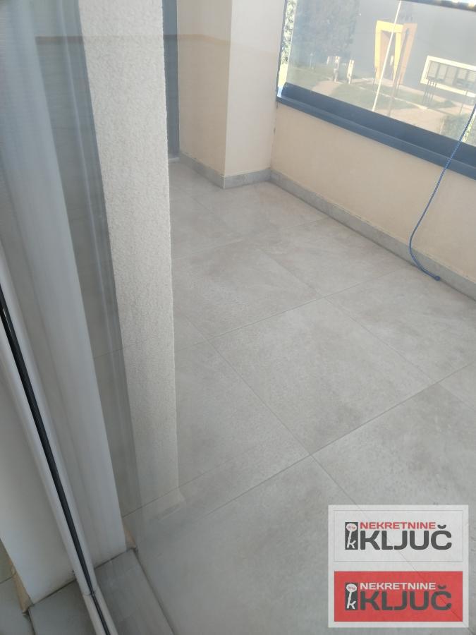 KOD LIPOV GAJA, 151m2, petosoban sa pdv, može Kredit 8