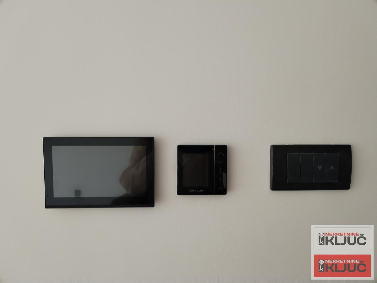 KOD SOMBORSKOG BULEVARA, 52m2, Dvosoban Nov, Useljiv 13