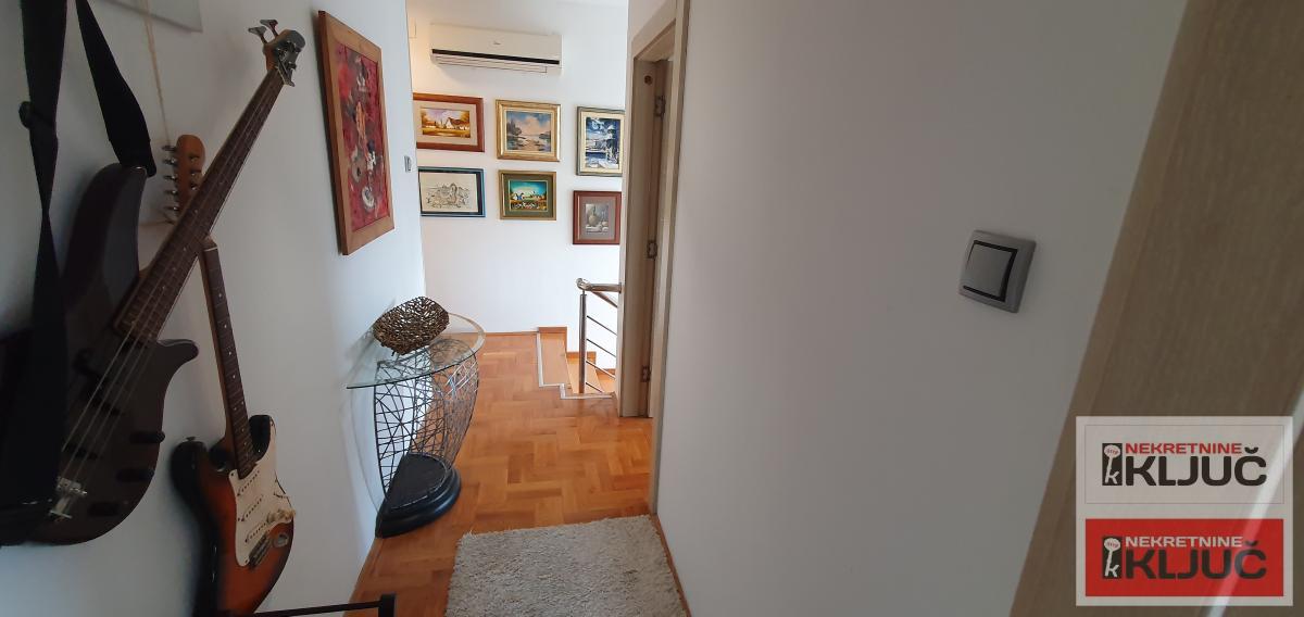 Kod SPENSA, 144m2, Šestosoban-Penthouse, UNIKATAN 15