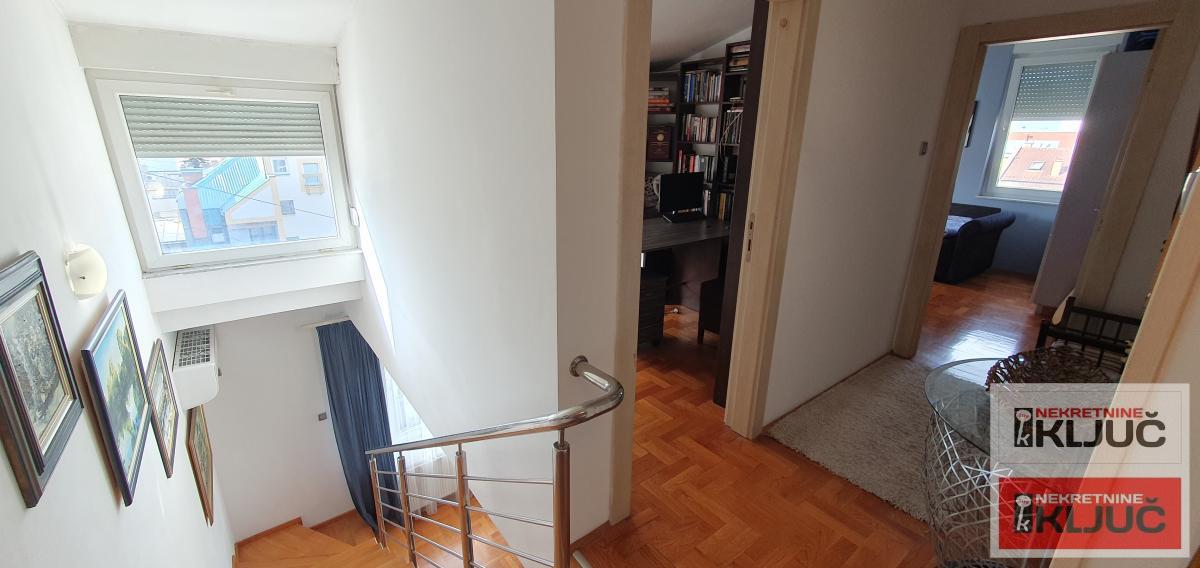 Kod SPENSA, 144m2, Šestosoban-Penthouse, UNIKATAN 31