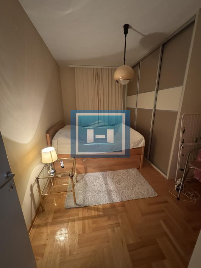 Kompletno namešten stan u Plavuši 4