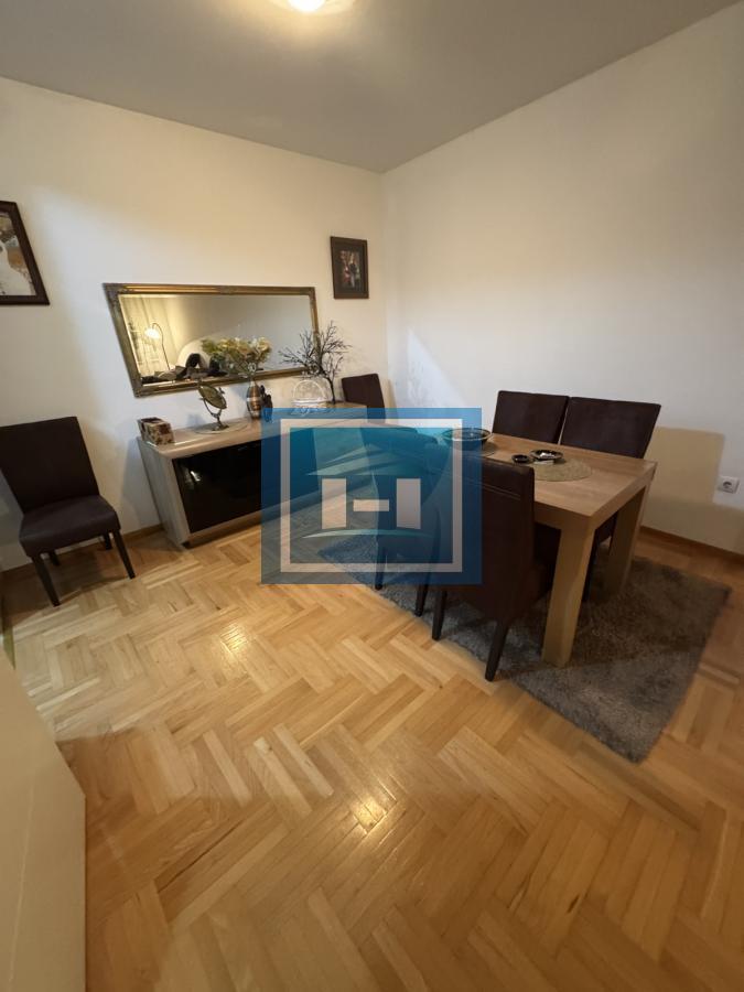 Kompletno namešten stan u Plavuši 9