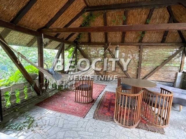 Kuća, 250 m2, Neimar ID: 99972 18