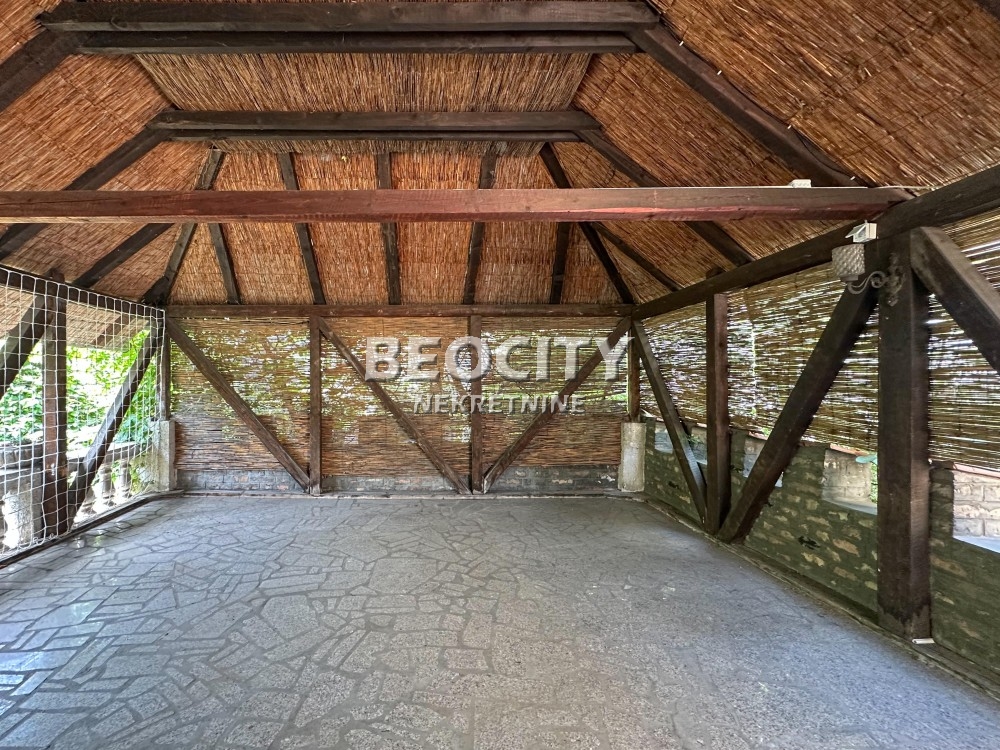 Kuća, 250 m2, Neimar ID: 99972 19