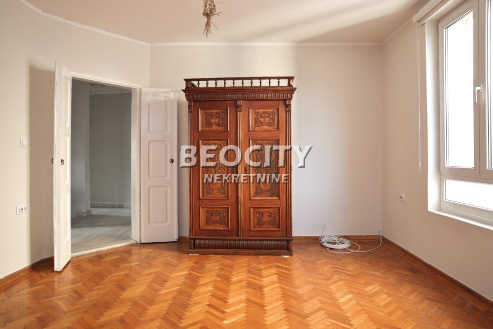 Kuća, 250 m2, Neimar ID: 99972 22