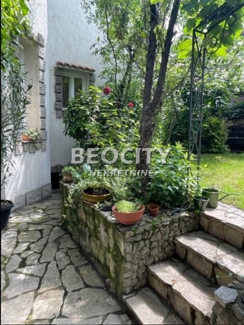 Kuća, 250 m2, Neimar ID: 99972 30