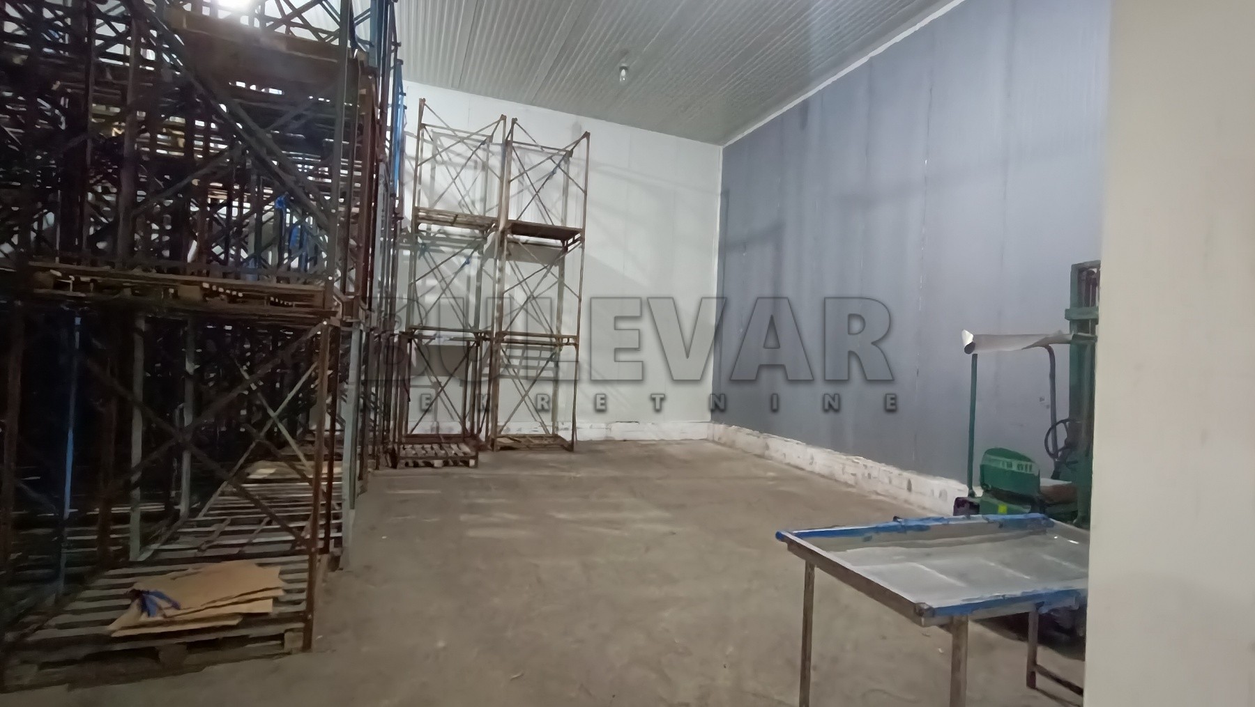 Lokal, 1000 m2, Rade Žunić, Prvomajska ID: p-013229 4
