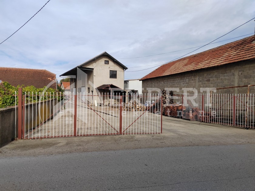 Lokal, 1200 m2, Crveni krst, Stevana Sinđelića ID: i-012768 9