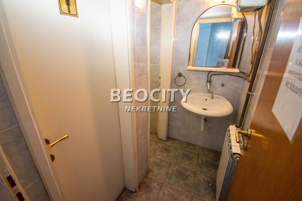 Lokal, 150 m2, Zemun polje, Autoput za Novi Sad ID: 35441 14