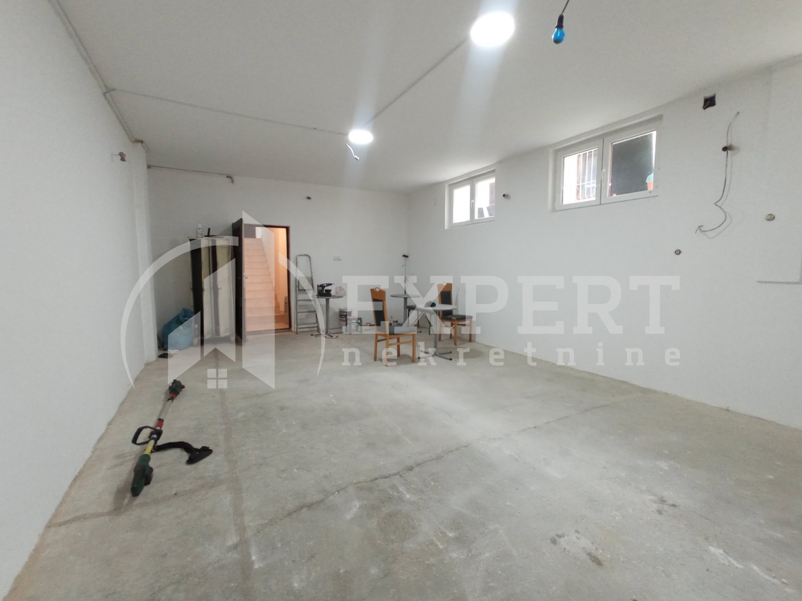 Lokal, 163 m2, Palilula, Pasi poljana ID: i-014323 14