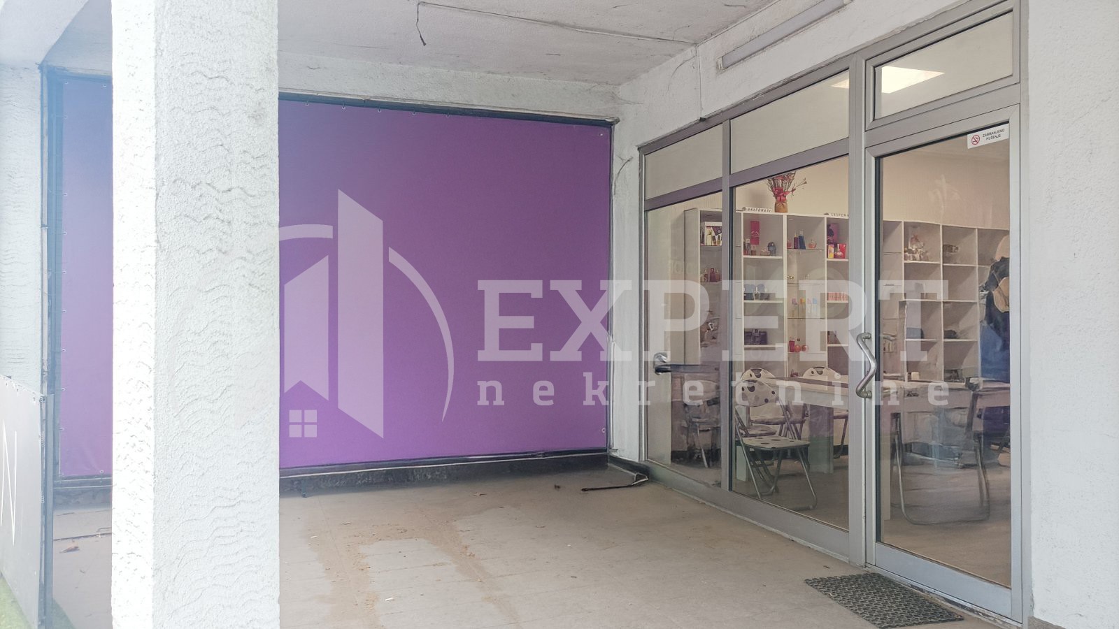 Lokal, 25 m2, Medijana, Trg Pavla Stojkovića ID: i-013855 4