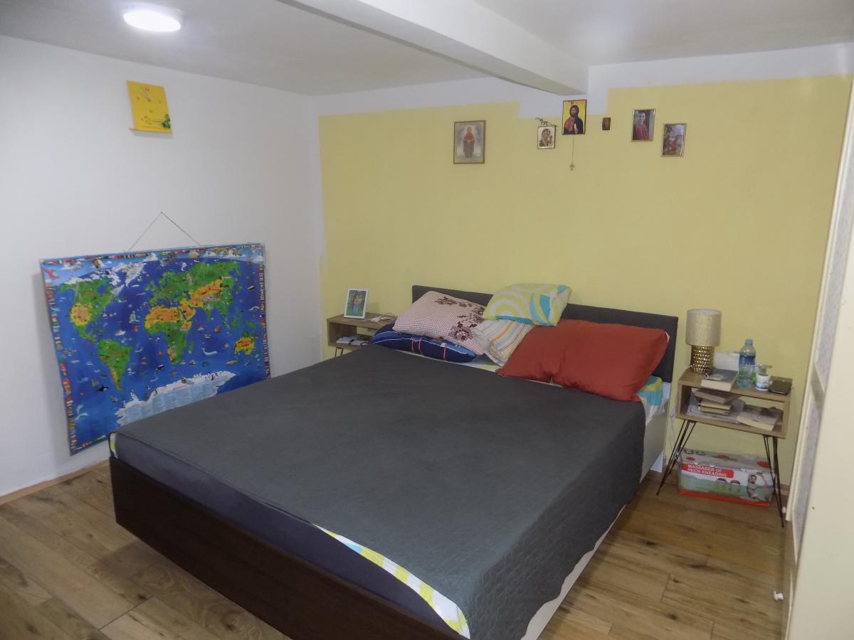 Na prodaju seosko domaćinstvo 10