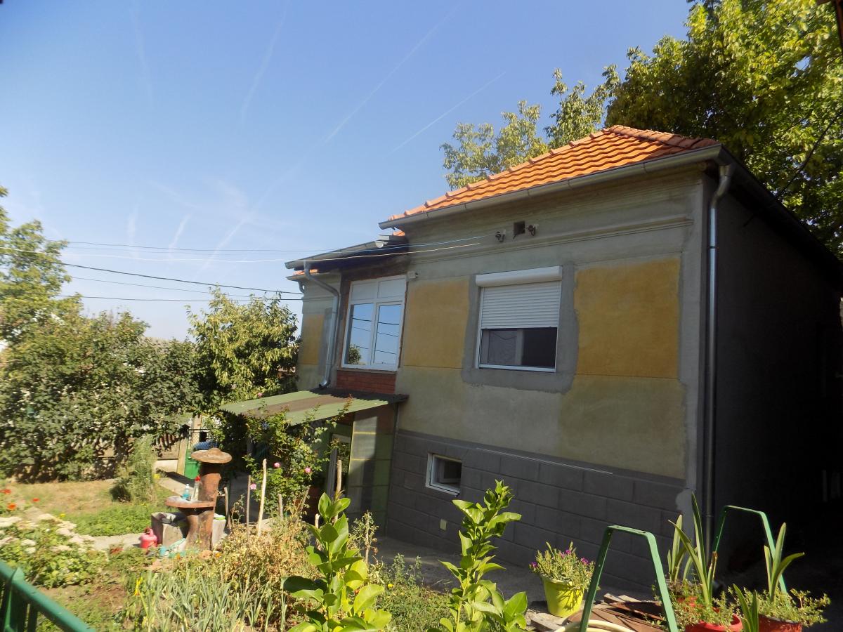 Na prodaju seosko domaćinstvo 19