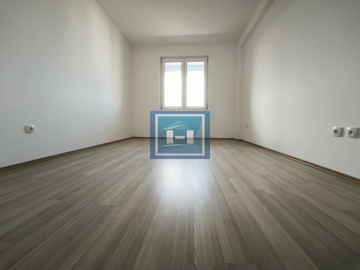 Na prodaju stan u novogradnji - Ćuprija 1