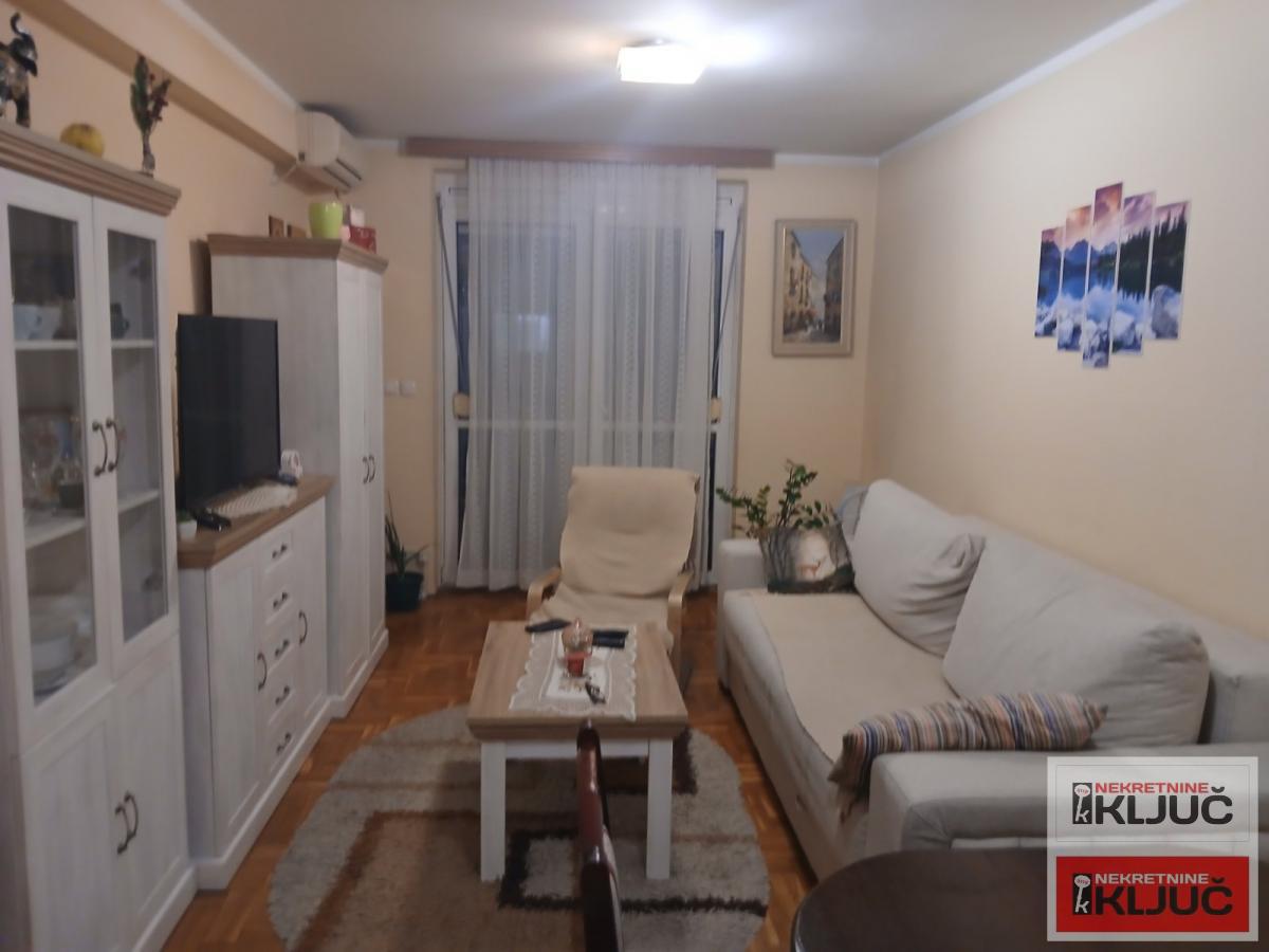 NOVA DETELINARA, 62m2, Trosoban, Parking 1