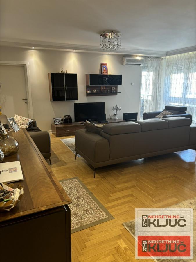 NOVA DETELINARA, 85m2, Trosoban, Namešten, Moderan 1