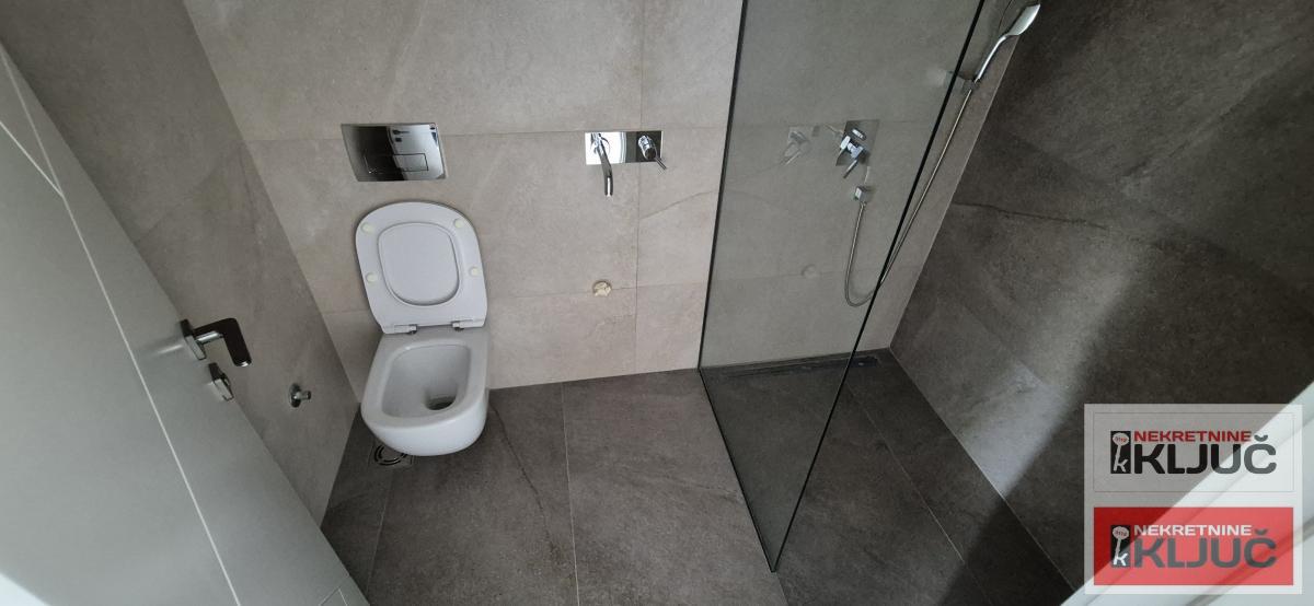 NOVO NASELJE, 130 m2, LUX, Četvorosoban sa pdv, Garaža, Ostava, Fitnes 14