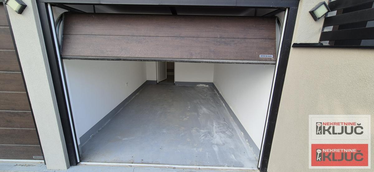 NOVO NASELJE, 130 m2, LUX, Četvorosoban sa pdv, Garaža, Ostava, Fitnes 16