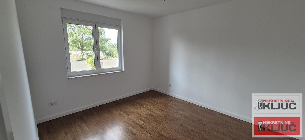 NOVO NASELJE, 130 m2, LUX, Četvorosoban sa pdv, Garaža, Ostava, Fitnes 19