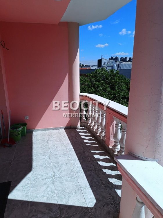 Petosobna kuća, 330 m2, Zemun ID: 109383 8