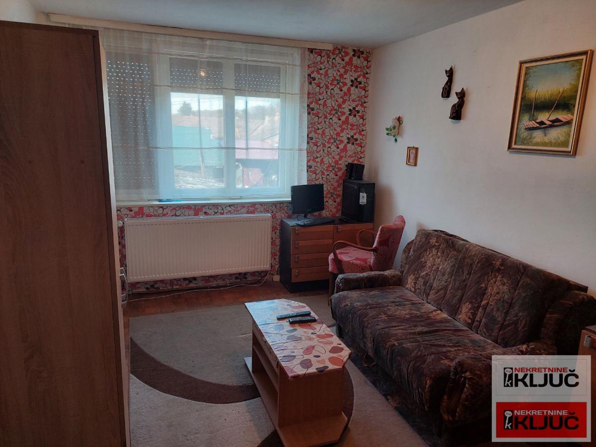 PETROVARADIN, 53m2 +8 m2 Terasa, Dvosoban, Preradovićeva 2