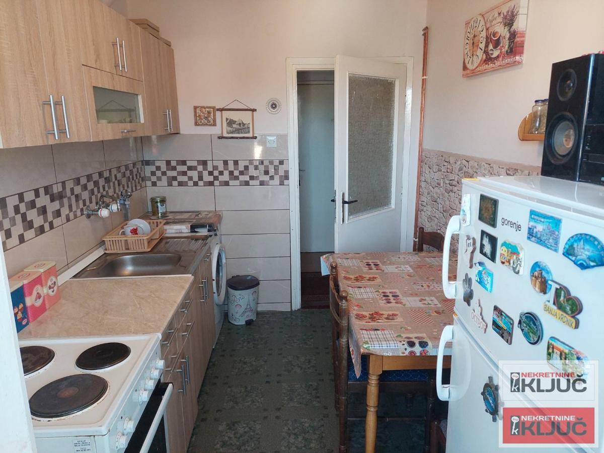 PETROVARADIN, 53m2 +8 m2 Terasa, Dvosoban, Preradovićeva 6