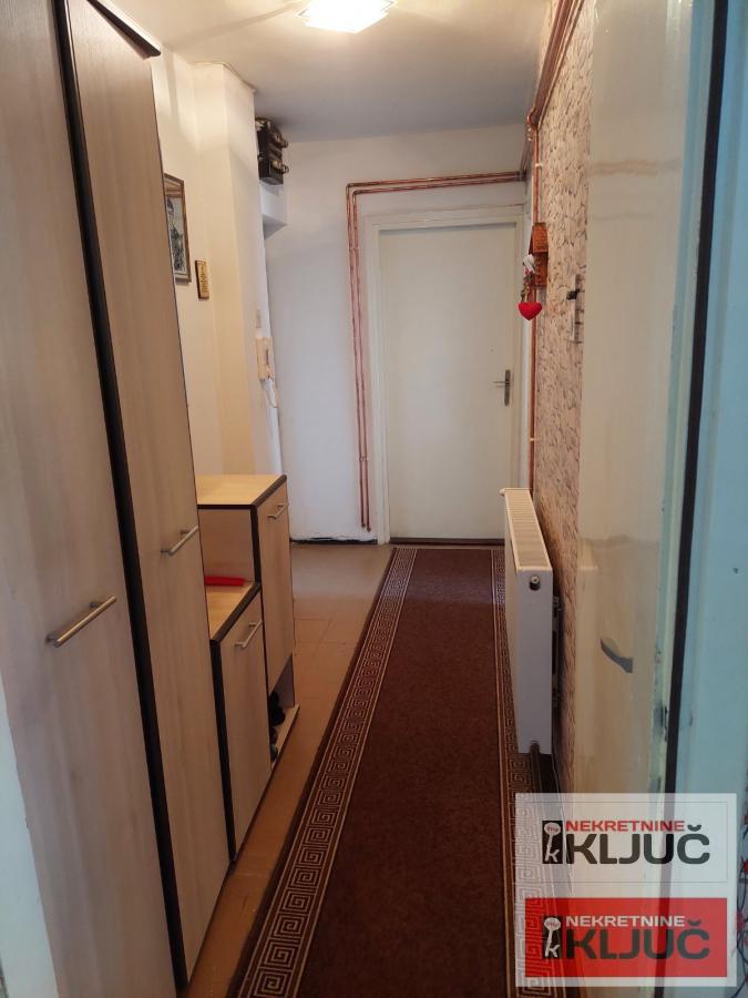 PETROVARADIN, 53m2 +8 m2 Terasa, Dvosoban, Preradovićeva 7