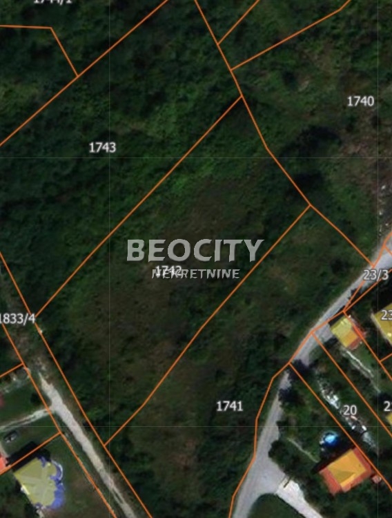 Plac, Mali Mokri Lug, Narodnog fronta ID: 115395 2