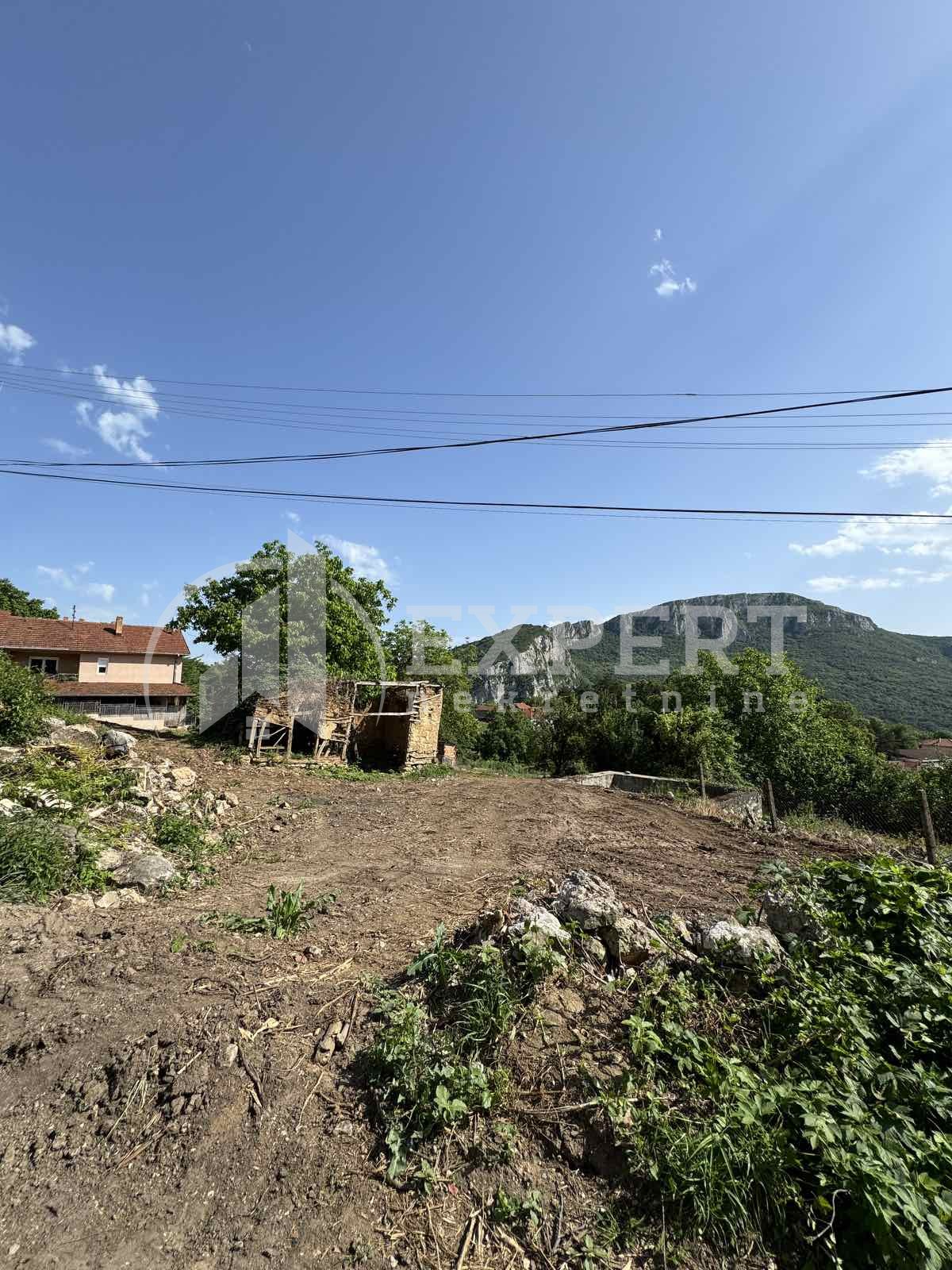 Plac, Sićevo, Sićevo ID: p-011024 4