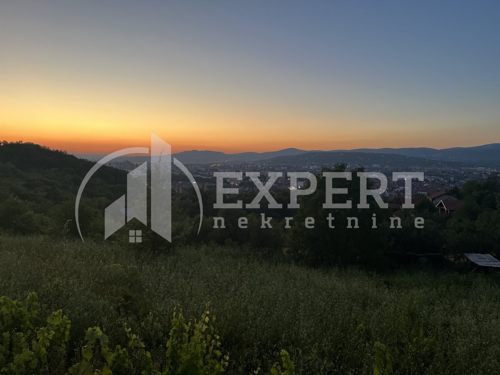 Plac, Trošarina, Miladina Popovića ID: p-014400 1