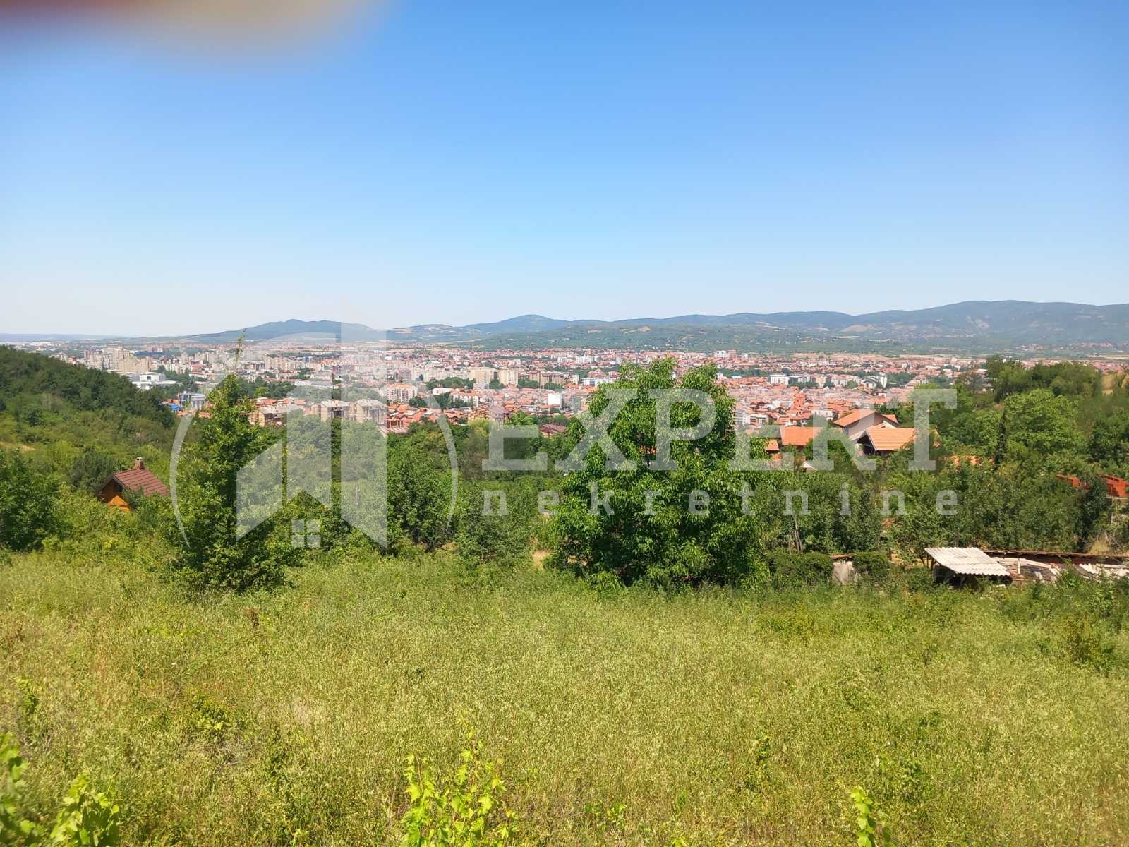 Plac, Trošarina, Miladina Popovića ID: p-014400 2